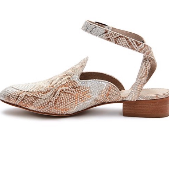 Matisse Half Moon Natural Snake Loafer - Picture 3 of 8